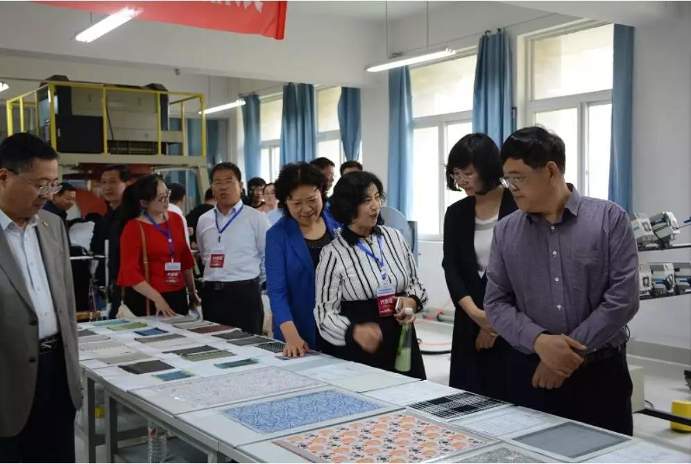 齐鲁晚报讯：山东轻工职业学院开展职教周校园开放日活动